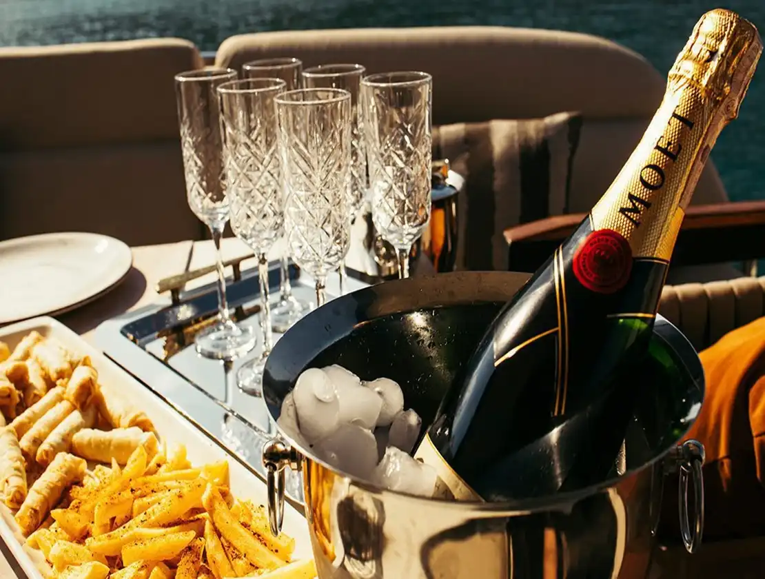 Antalya Yacht Rental 29m Custom 73